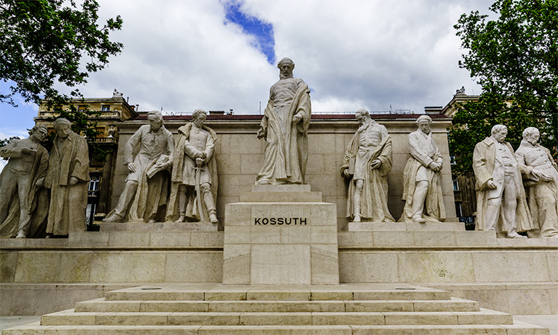 Kossuth Monument